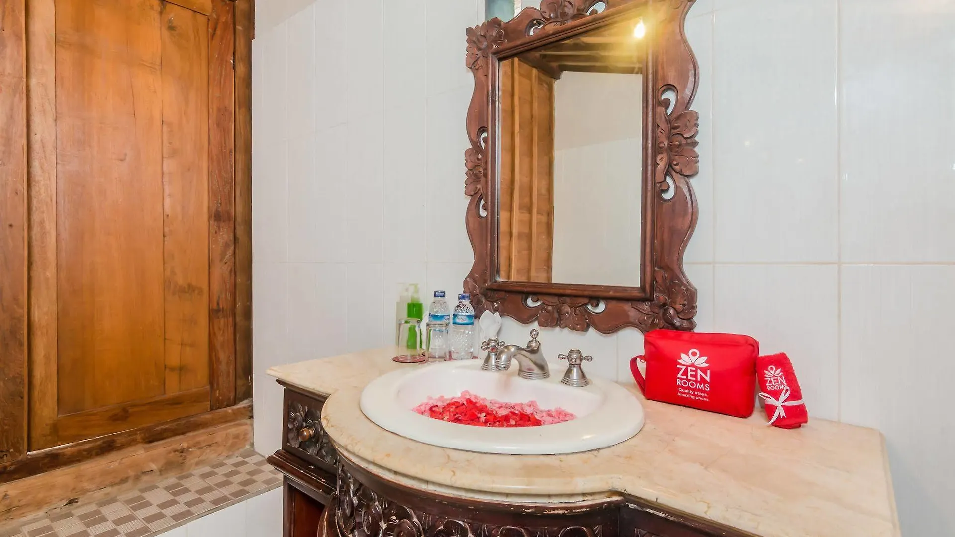 Zen Rooms Ubud Singakerta Hotel