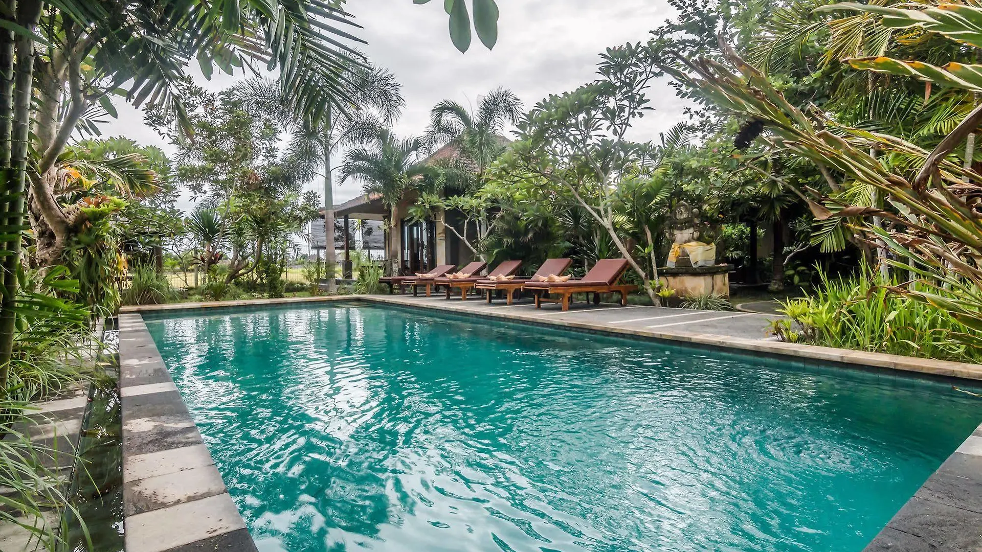 Zen Rooms Ubud Singakerta 3*,
